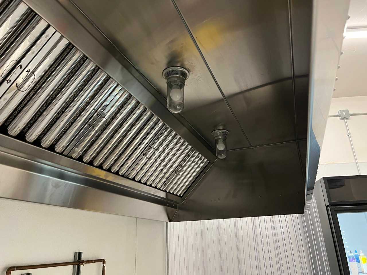 HOODMART HBOX STAINLESS FUME HOOD 9' X 48" - LAB & SCIENTIFIC