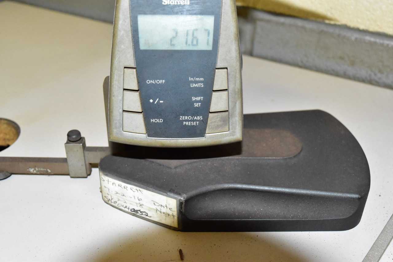 Starrett  3752 Series Electronic Height Gage - ELECTRIC POWER TOOLS