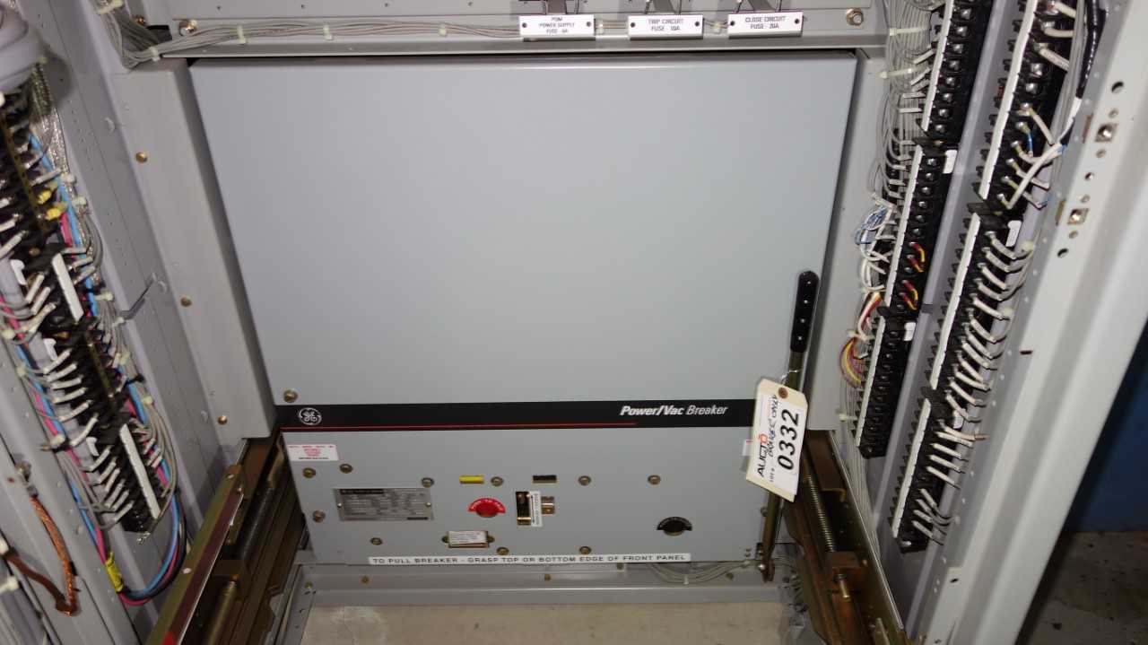 GE 2000Amp VACUUM BREAKER POWER VAC VB1 4.16-250-3 (BREAKER ONLY) - CIRCUIT BREAKERS