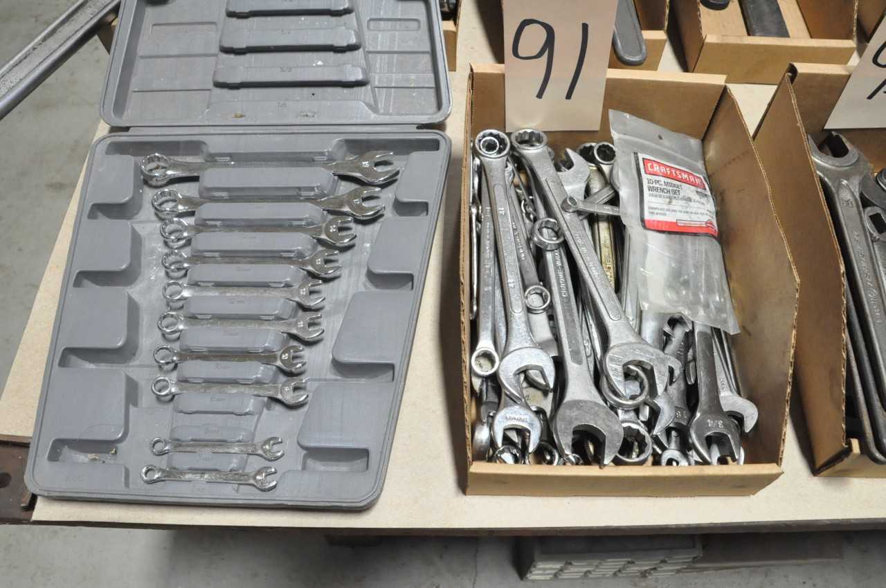 1 Allied Partial Tool Set and Mechanics Wrenches in 1 Box - HAND TOOLS