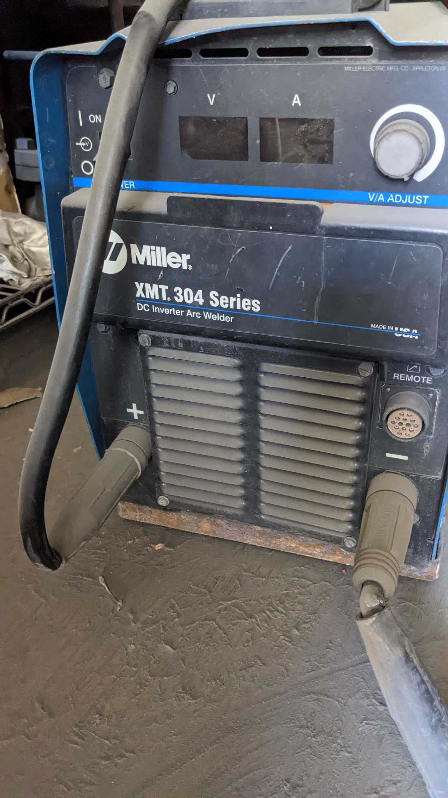 CONTENTS OF CONTAINER - INDUSTRIAL PARTS
