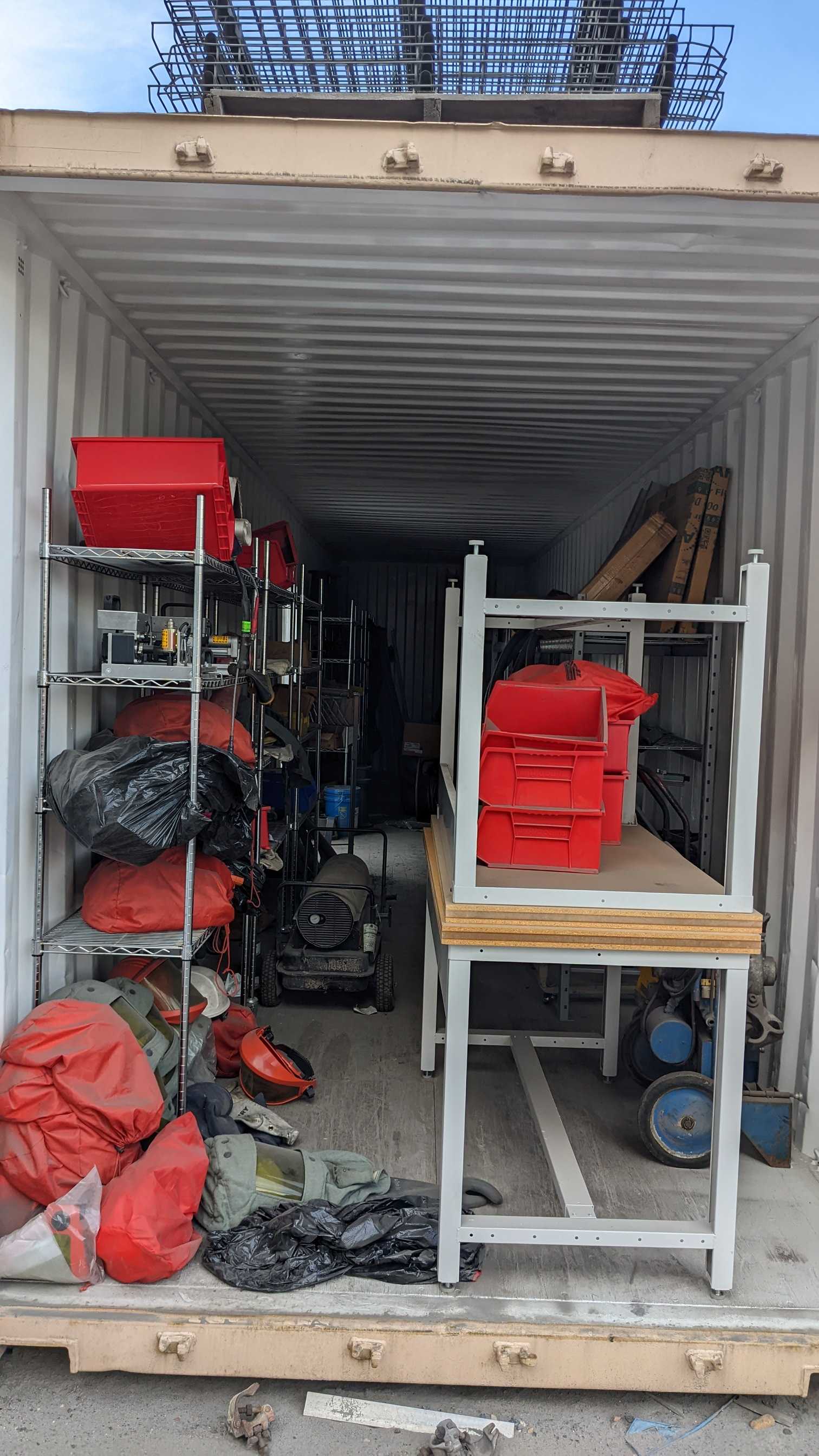 CONTENTS OF CONTAINER - INDUSTRIAL PARTS