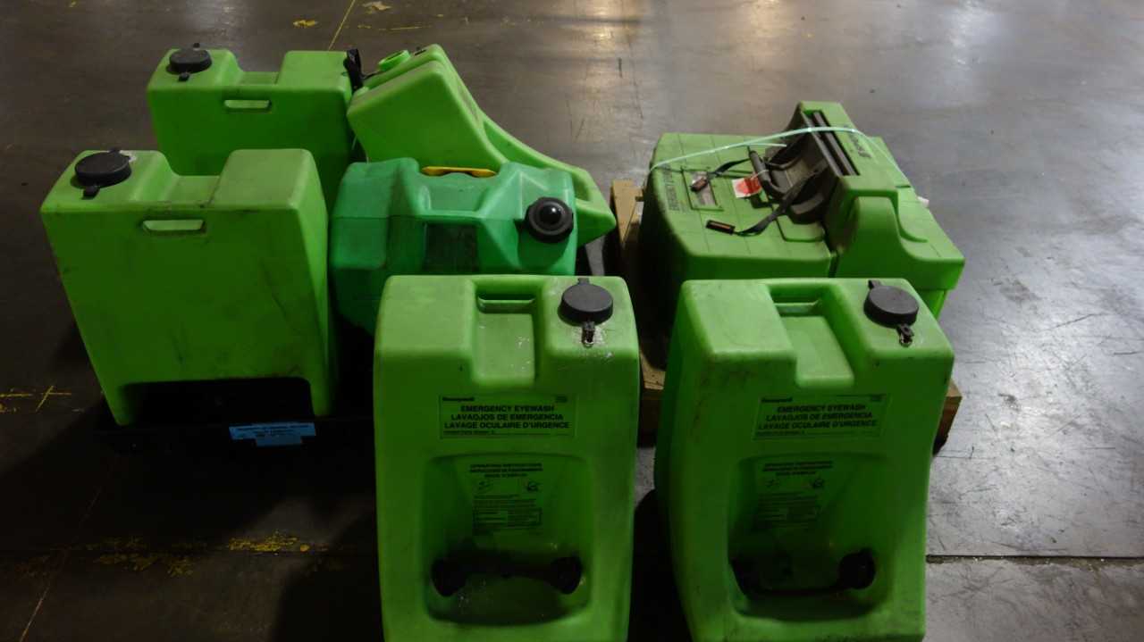 2 PALLETS OF ASSORTED FENDALL EMERGENCY EYEWASH STATIONS, SPERIAN PURE FLOW 1000, HONEYWELL PORTA STREAM II - SAFETY EQUIPMENT
