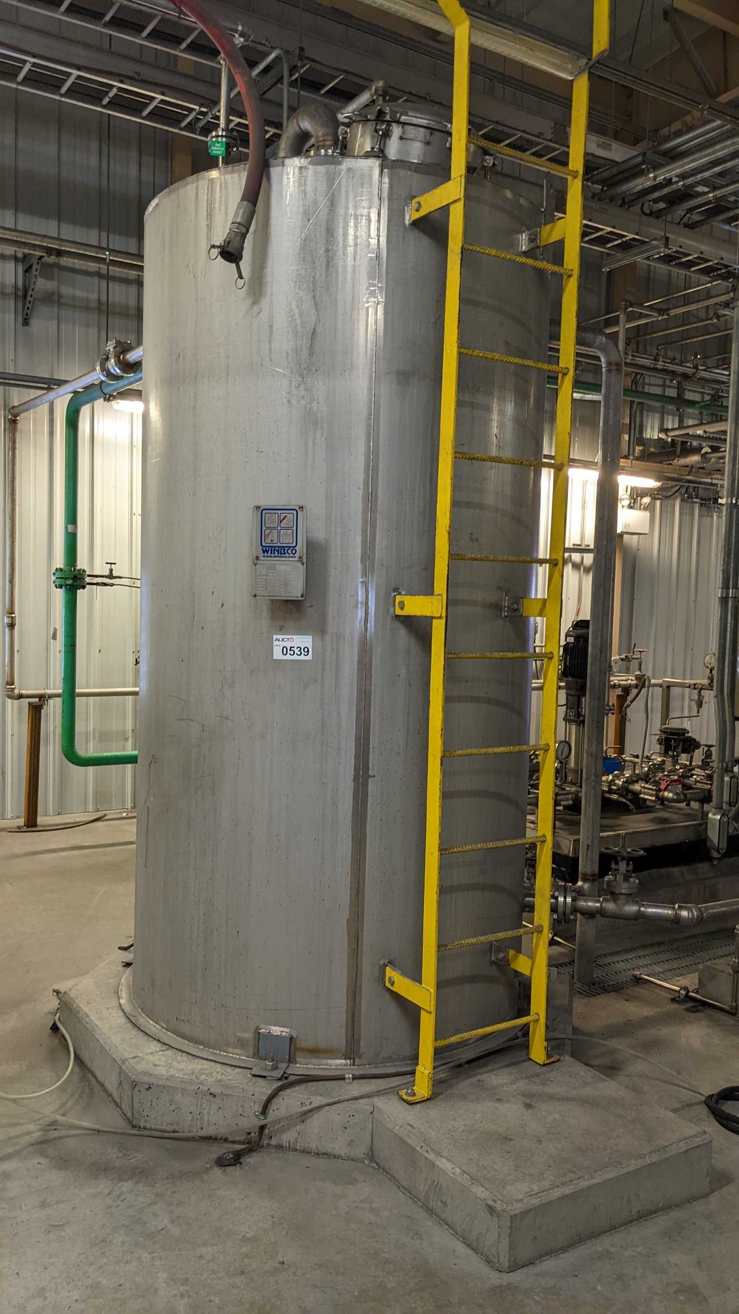 STAINLESS TANK - PROCESS EQUIPMENT