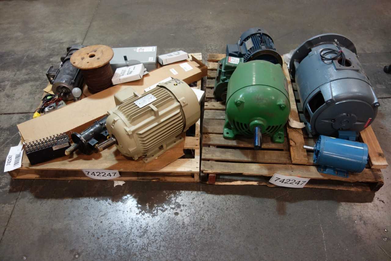 2 PALLETS OF ASSORTED ELECTRICAL AC MOTORS, COOLING FAN, ELECTRICAL BOX- EATON, SIEMNS, WESTINGHOUSE, GENERAL ELECTRIC - ELECTRIC MOTORS