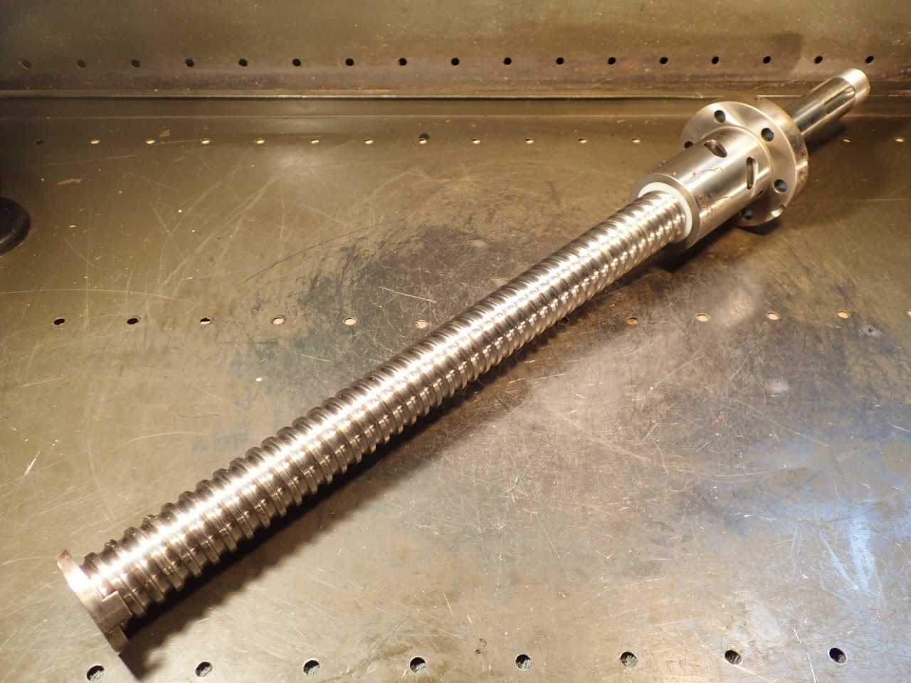 IBL 10mm Pitch Ball Screw: 430mm Travel, 28-3/4" OAL, 40mmx1.5 Thread End, NOS - MACHINING ACCESSORIES & TOOLING