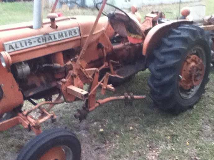 ALLIS-CHALMERS TRACTOR D10 - MISCELLANEOUS