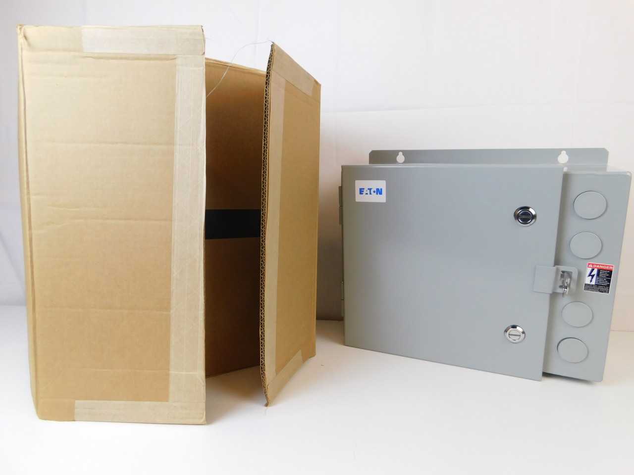 Quantity of 4x C799B823 Starters - ELECTRICAL ENCLOSURES