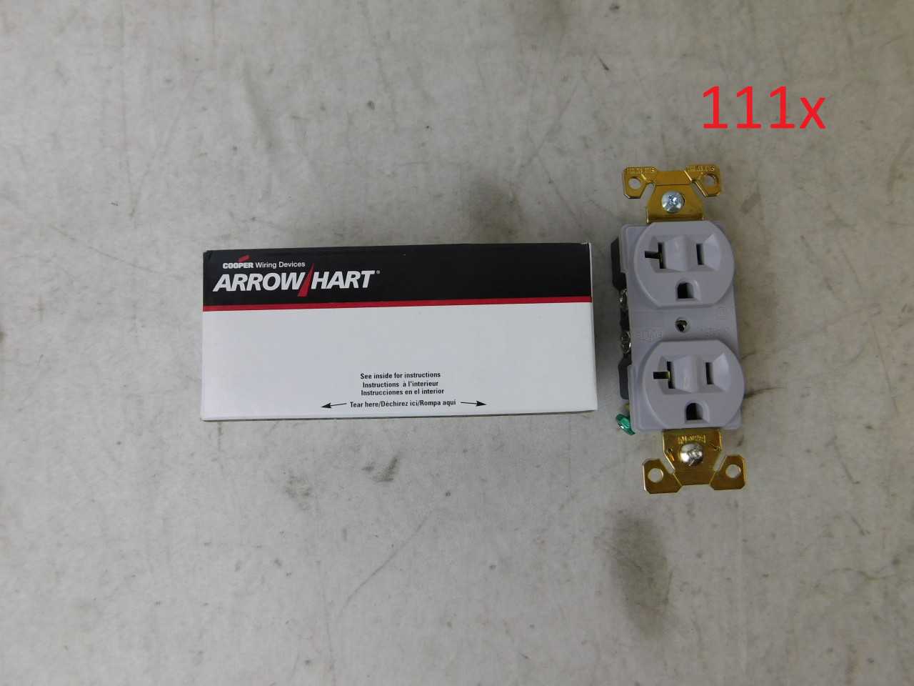 Lot of Quantity 111x AH5352GY Outlet Receptacles - ELECTRICAL COMPONENTS