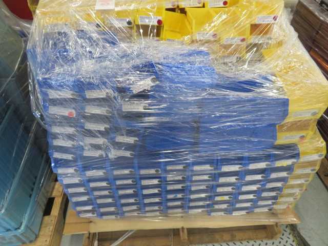 Plastic Totes (4) pallets, Lot - MISCELLANEOUS