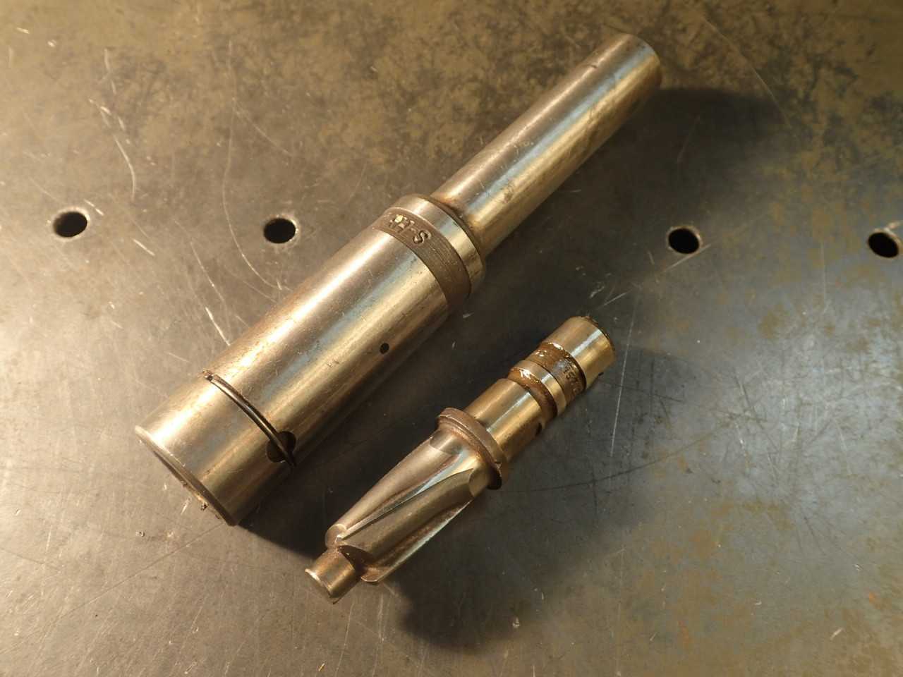 Eclipse 1-1/16" 1AH-S Twist-Lock Tool Holder 3/4" Straight Shank - MACHINING ACCESSORIES & TOOLING