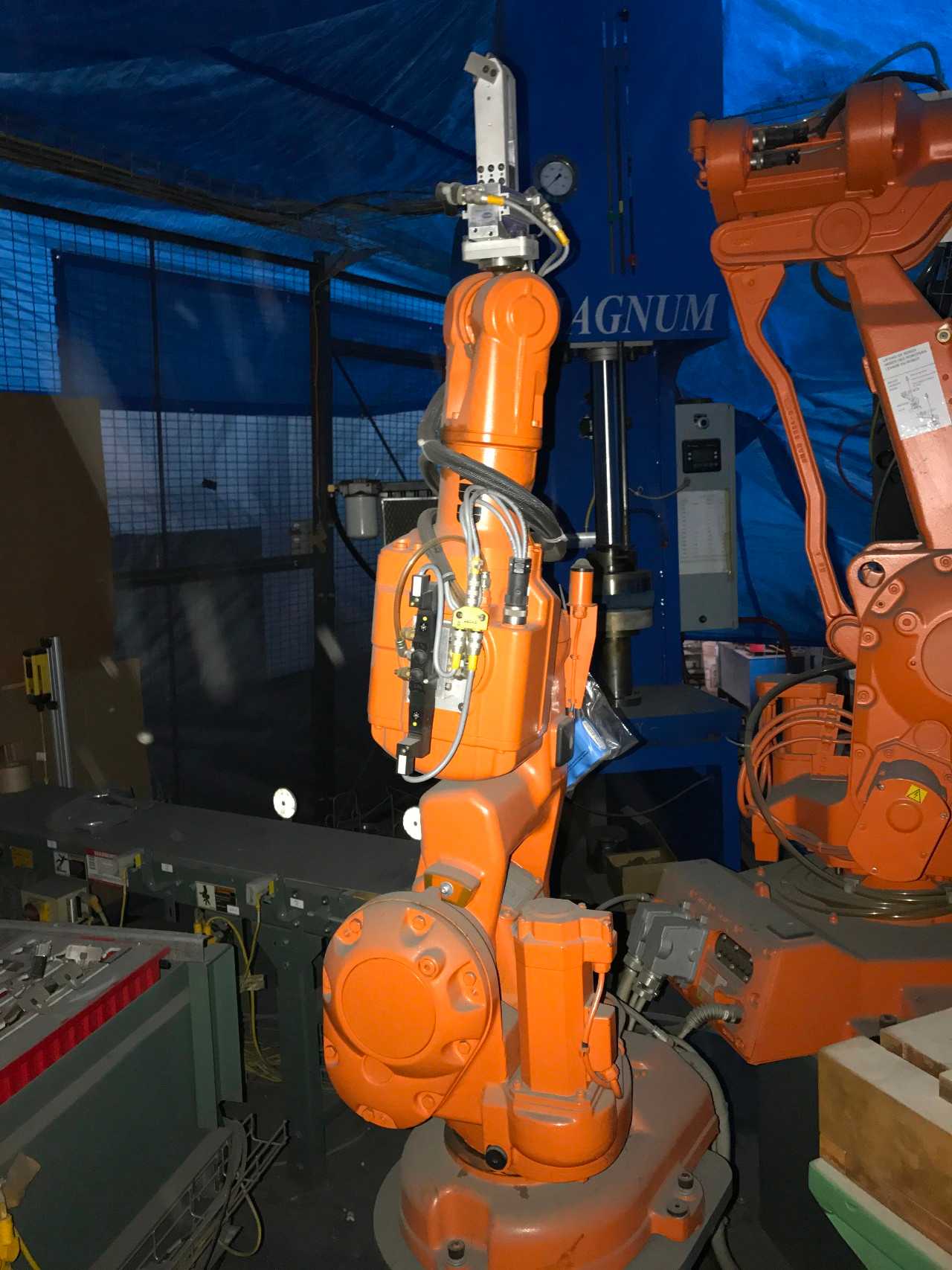 ABB IRB 140 Robot and Controller - INDUSTRIAL ROBOTS