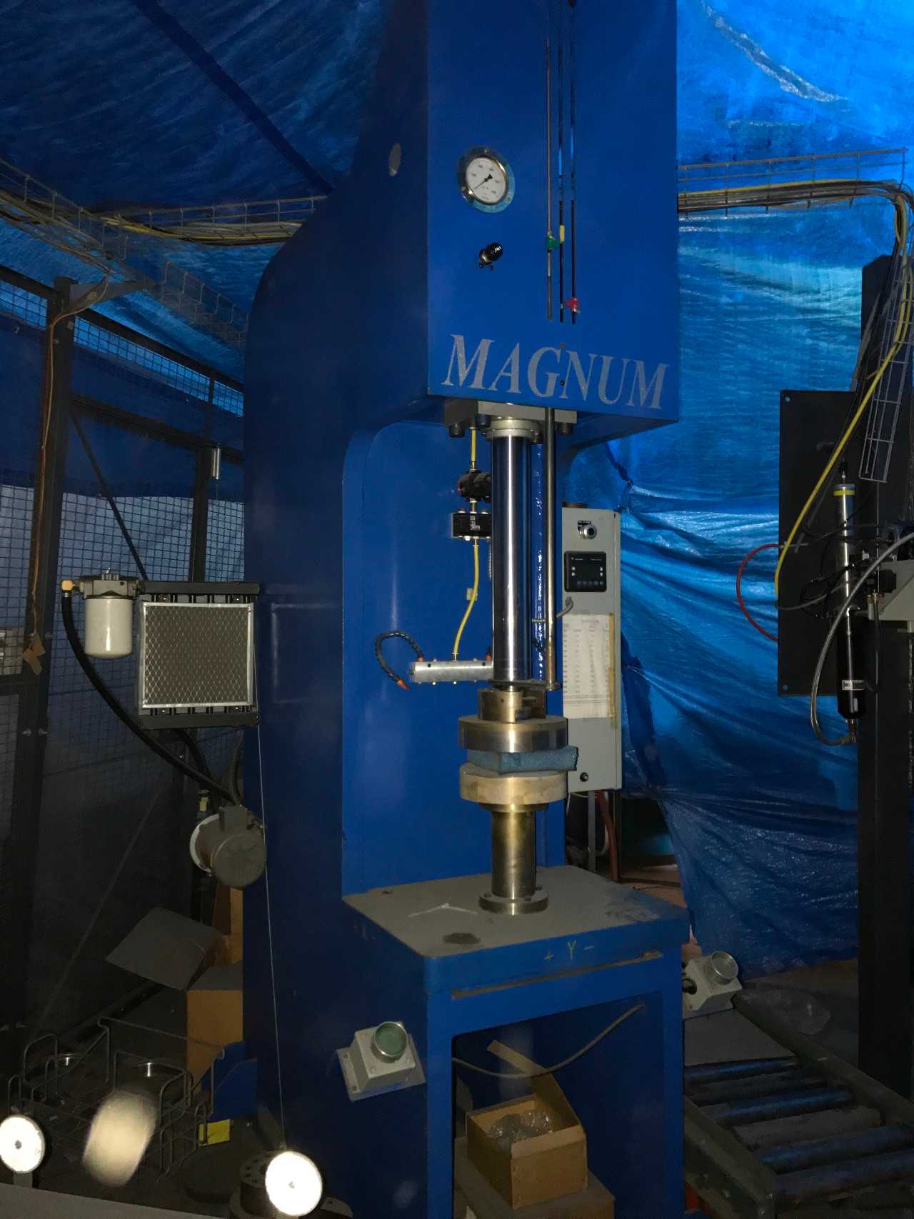 Magnum HFM-25A Hydraulic Press - PRESSES