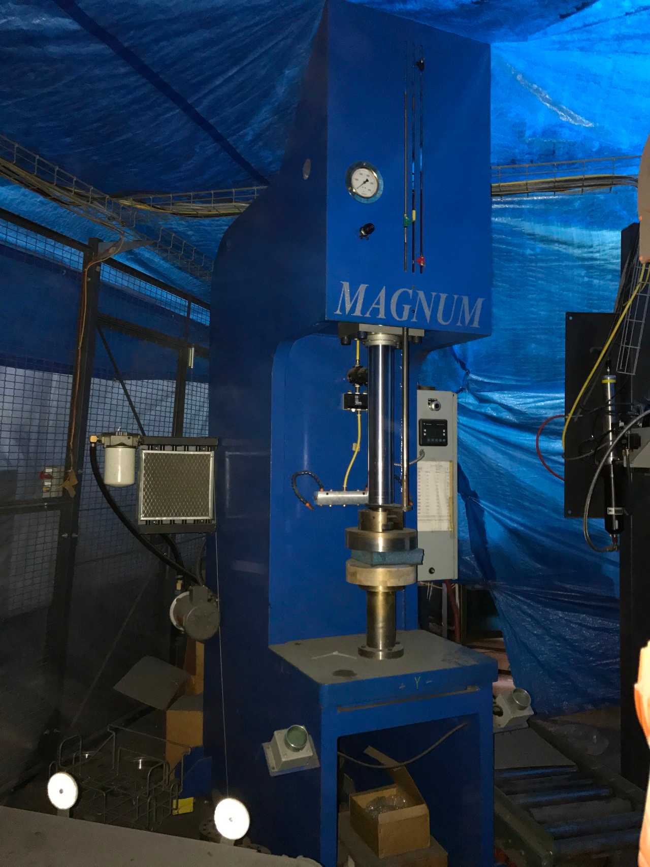 Magnum HFM-25A Hydraulic Press - PRESSES