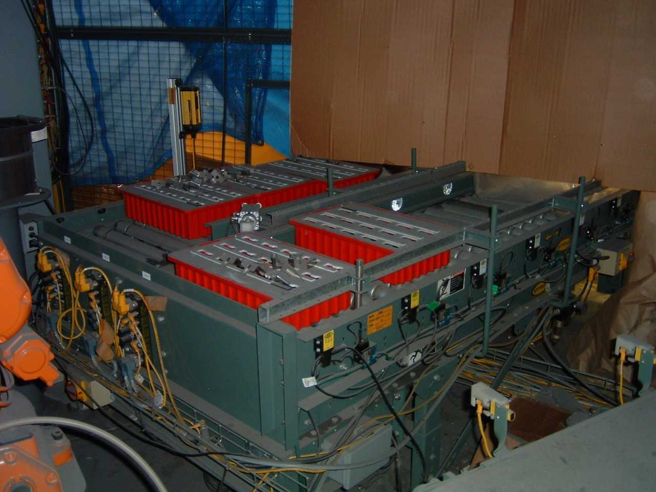 HyTrol Dual Lane Roller; Zone Conveyor - CONVEYORS