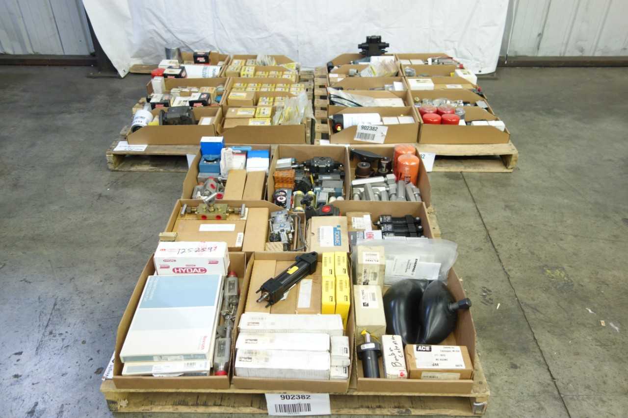 3 PALLETS OF HYDRAULIC REPLACEMENT PARTS - VALVES