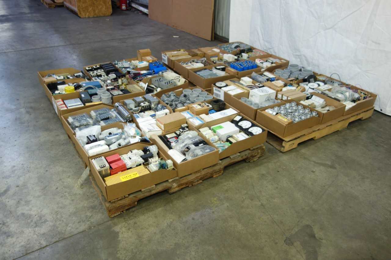 4 PALLETS OF ASSORTED ELECTRICAL CONTROLS - ELECTRICAL COMPONENTS