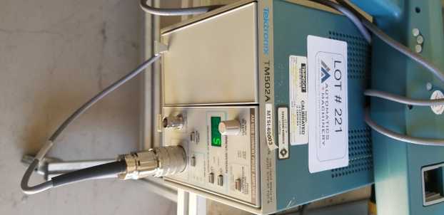 Tektronix Probe Amplifier - METAL INSPECTION EQUIPMENT
