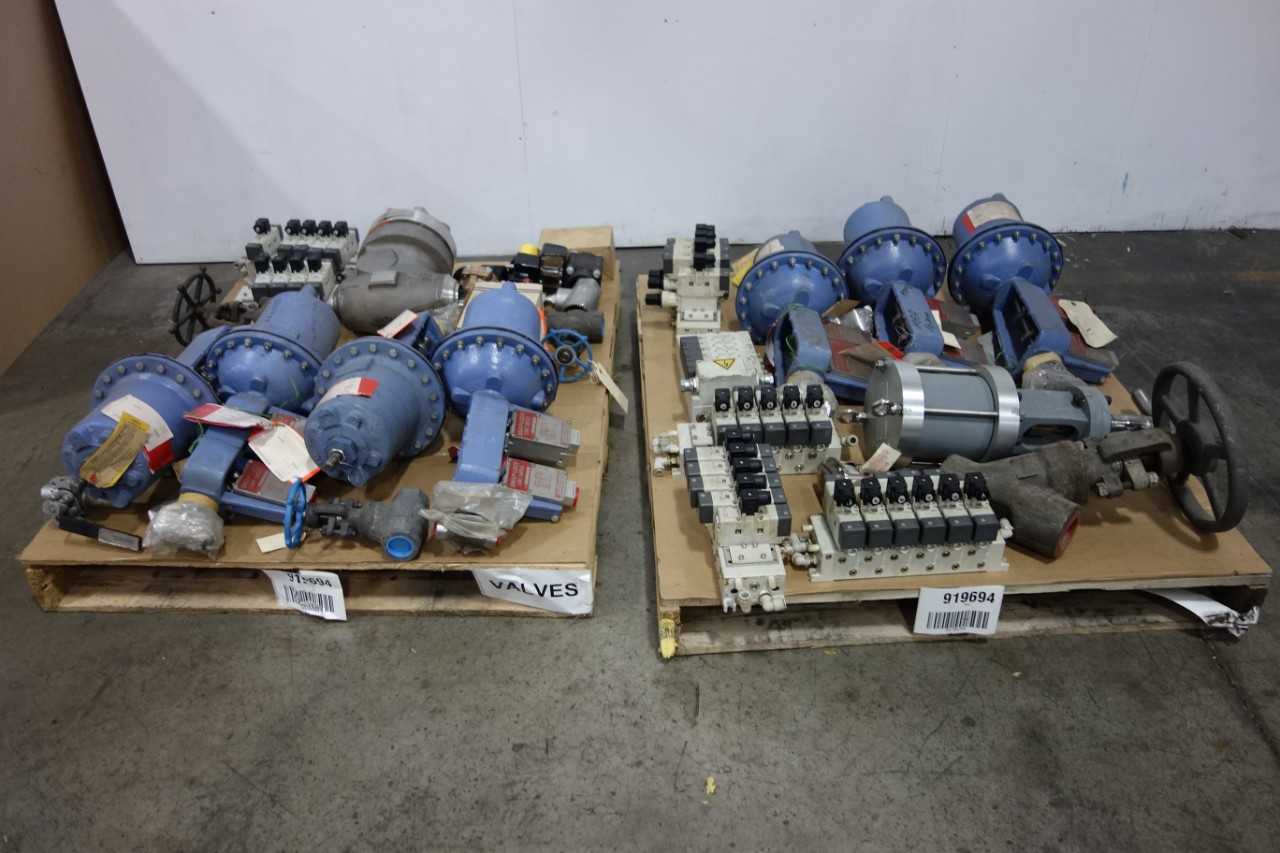 2 PALLETS OF ASSORTED VALVES - VALVES