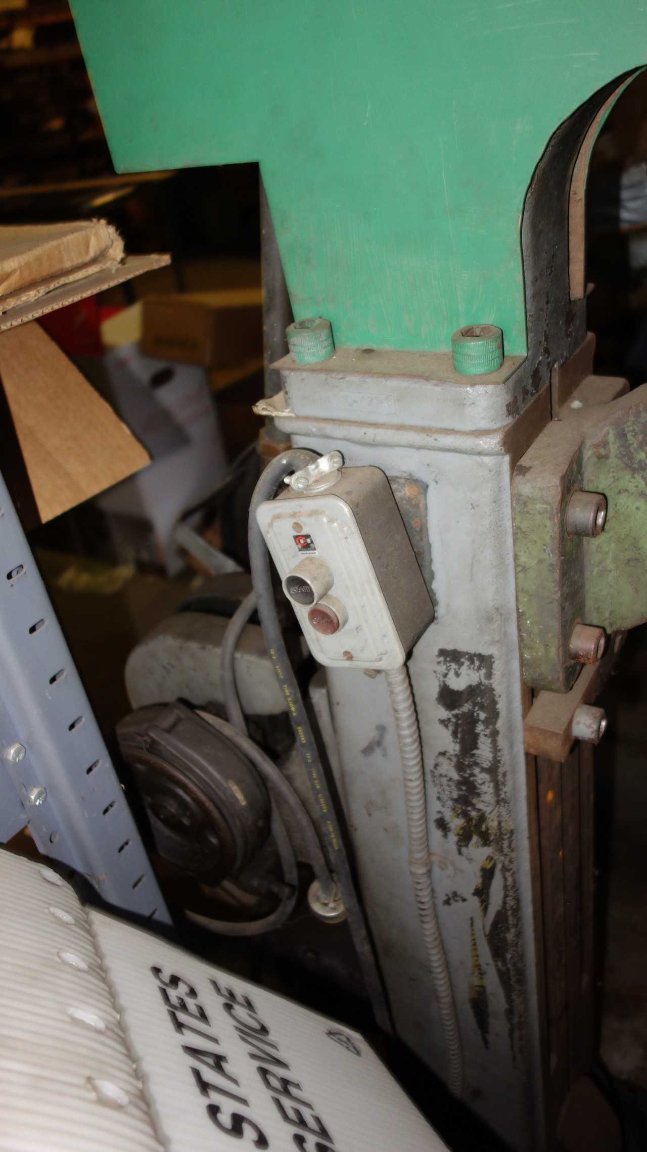 TRS TUBULAR RIVET & STUD RIVET MACHINE (MODEL MISSING) - AUTOMATED CUTTING SYSTEMS