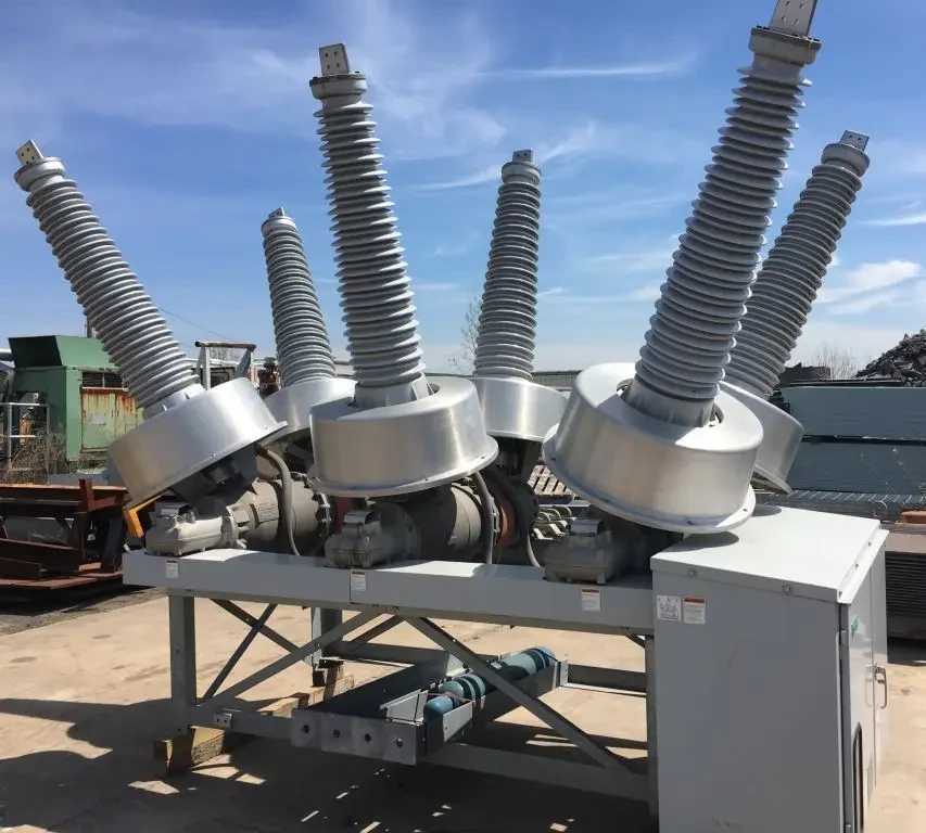 Siemens Hexafluoride Circuit Breaker - POWER GENERATORS