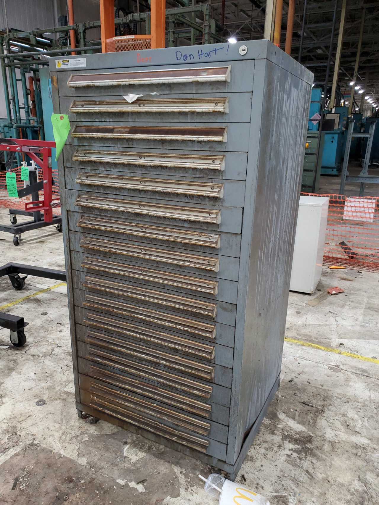Cabinet - TOOL STORAGE