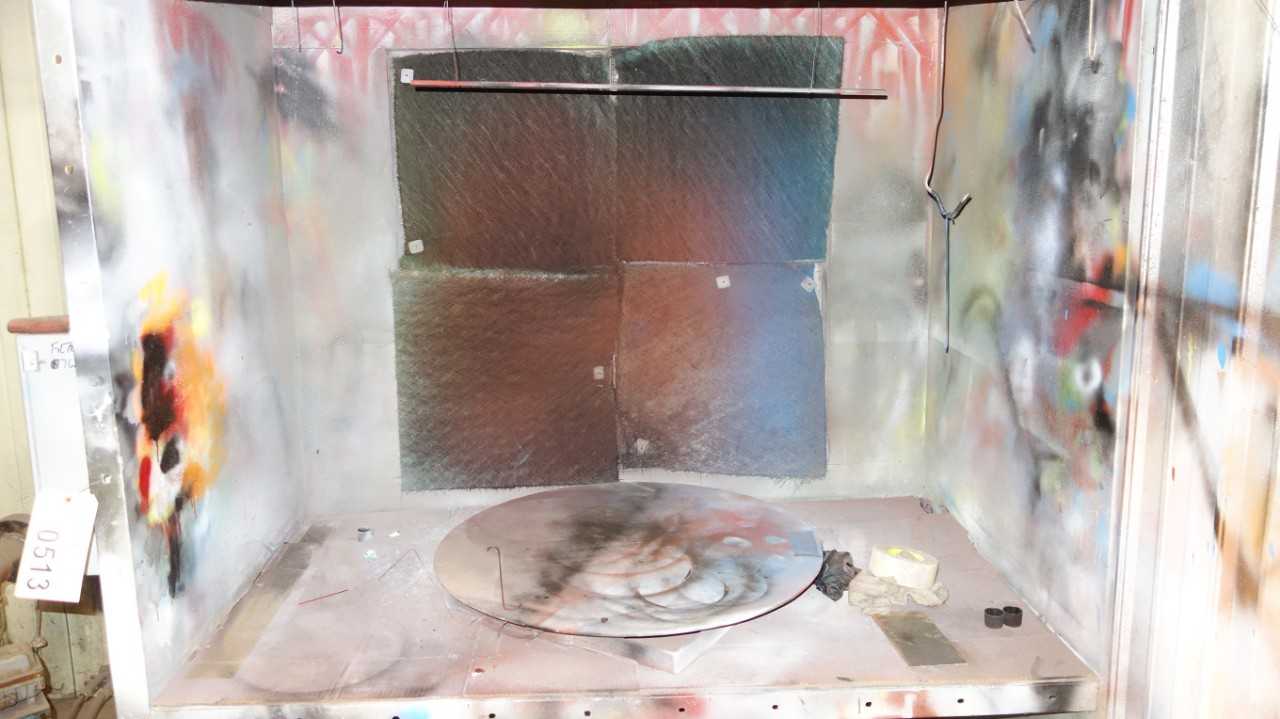 COL-MET SPRAY PAINT BOOTH - MACHINING ACCESSORIES & TOOLING