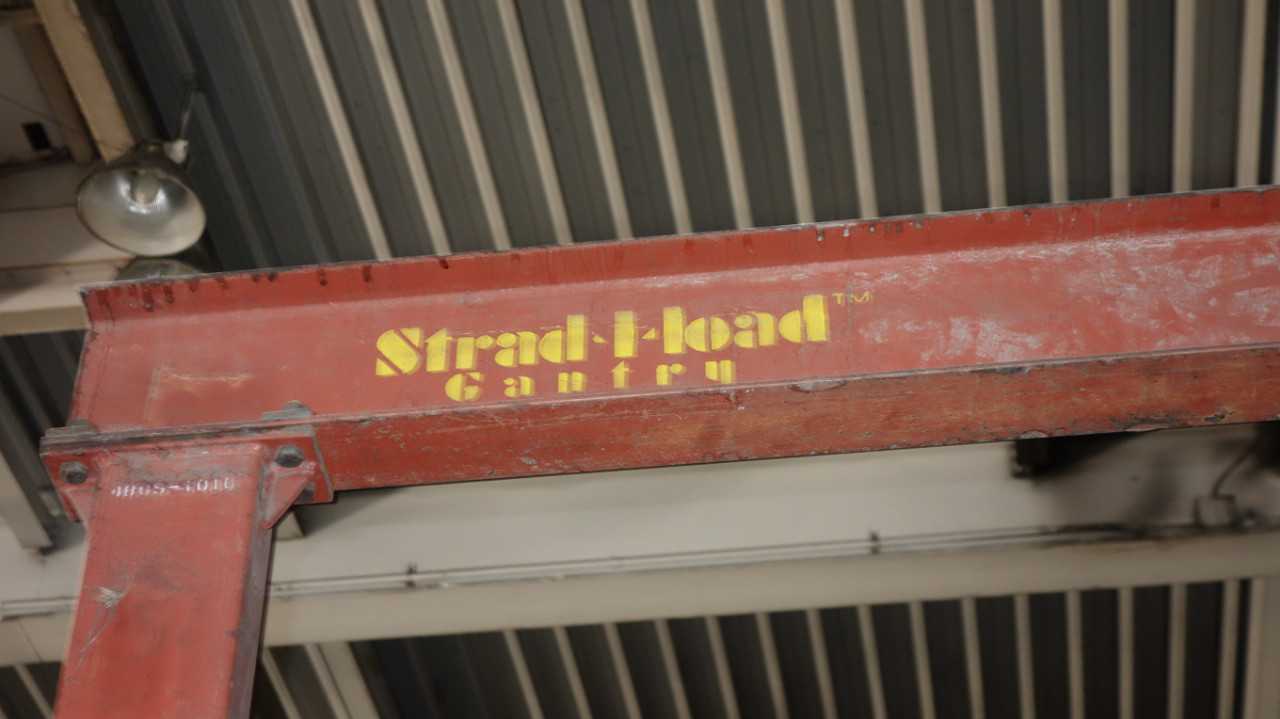 STRAD-I-LOAD 2-12-10 PORTABLE GANTRY 2 TON W/ TROLLEY - LIFTING EQUIPMENT
