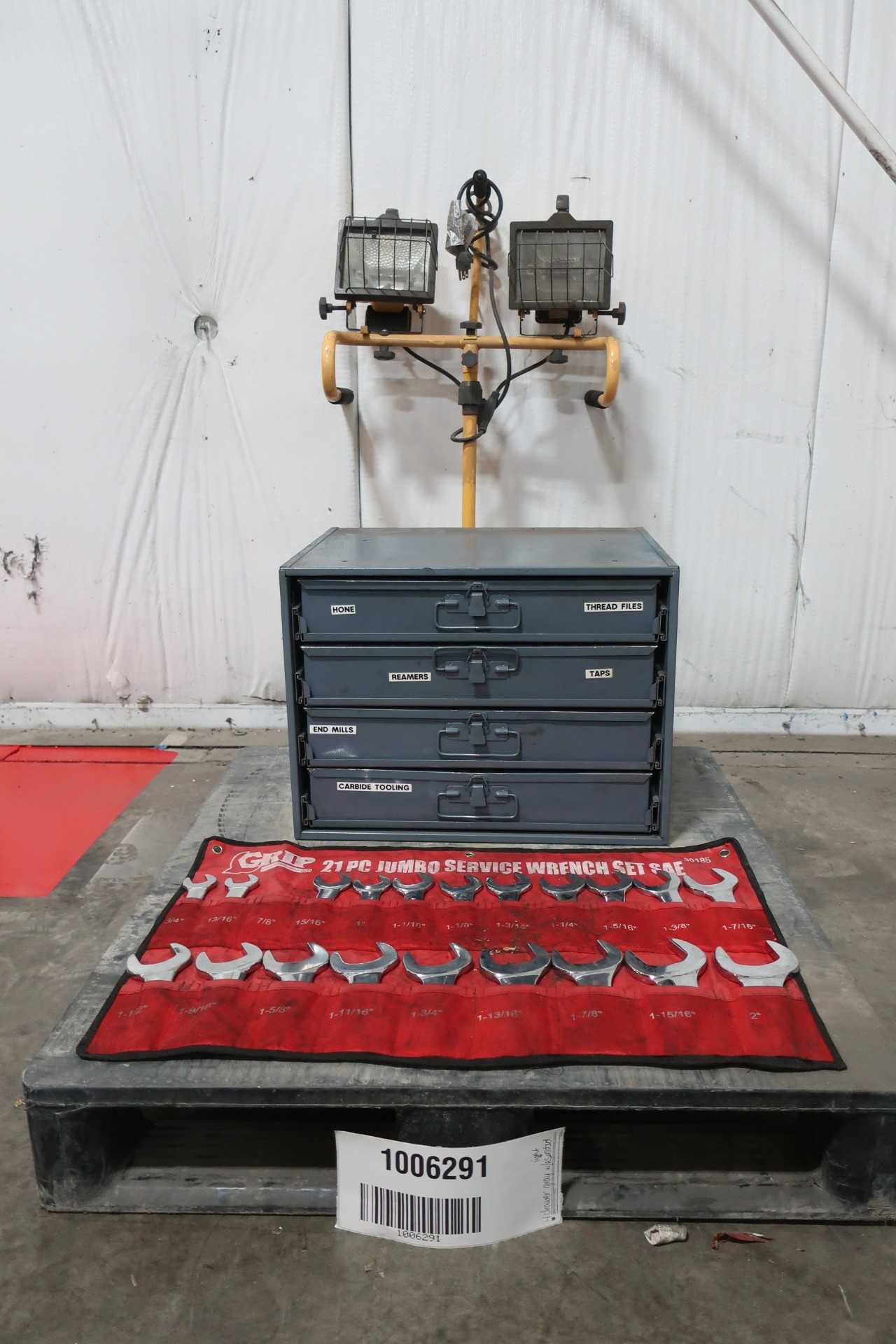 4 REMOVABLE DRAWER TOOL CHEST W/ ASSORTED TOOLS, PARTS AND ACCESSORIES. - TOOL STORAGE