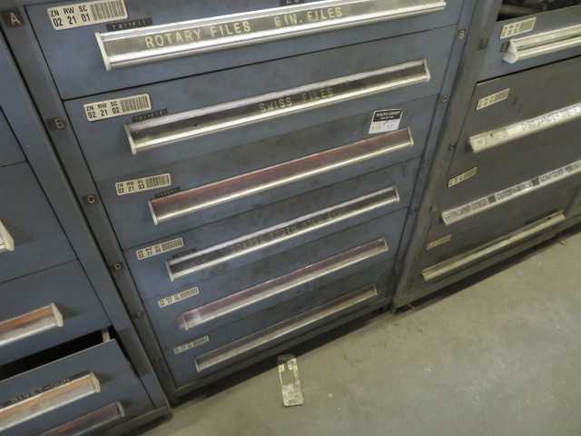 6 Drawer Stanley Vidmar and contents - MISCELLANEOUS