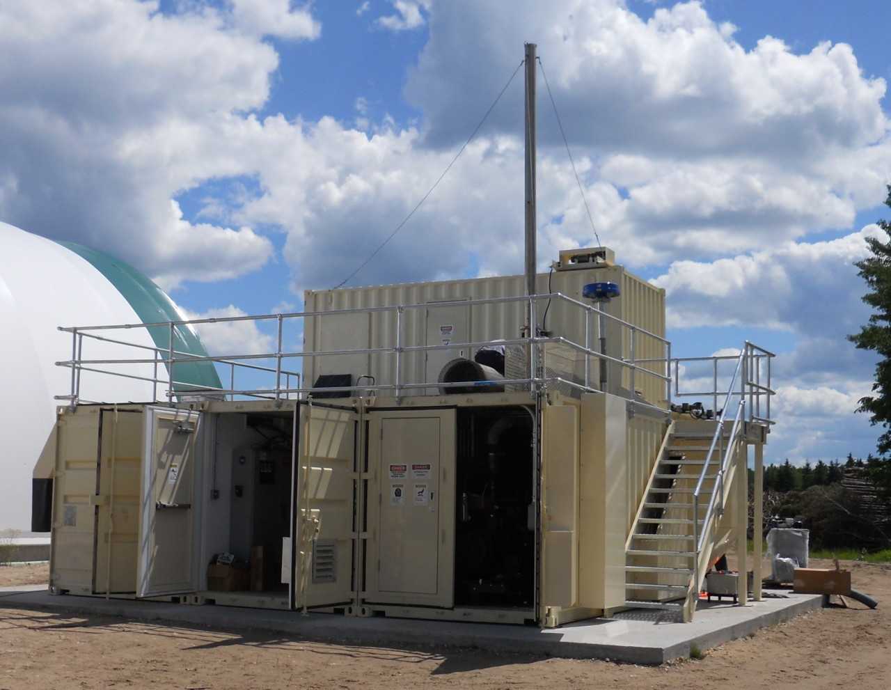 CPC BIOMAX 100 480V-AC 3PH 100KW MODULAR BIOMASS GASIFICATION GENERATOR SET - COGEN SYSTEMS