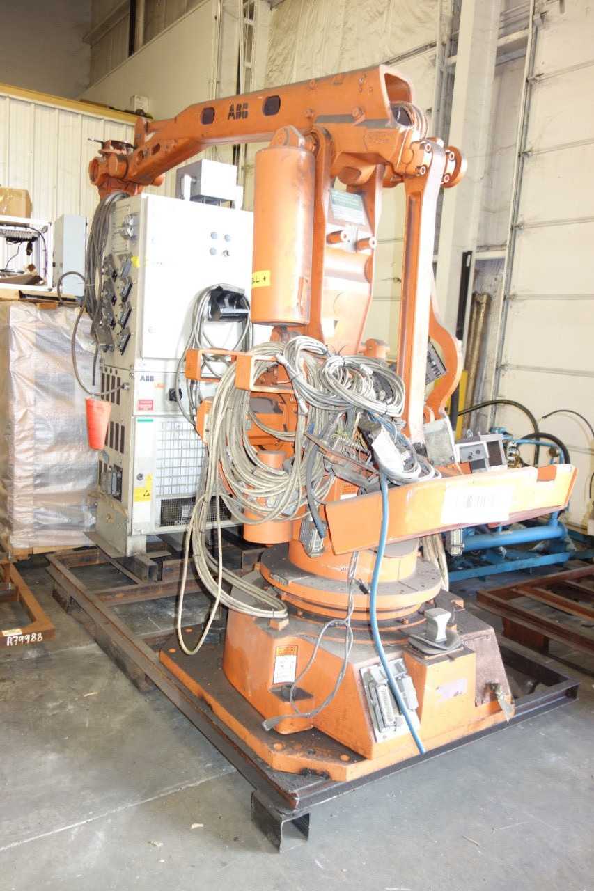 ABB IRB 640 ROBOT WITH IRC M2000 - INDUSTRIAL ROBOTS