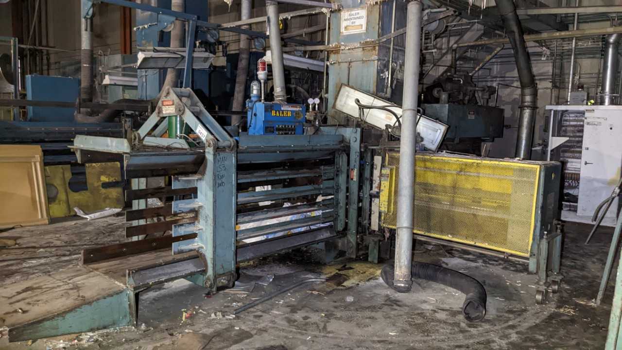 PAPER BALER - MATERIAL HANDLING