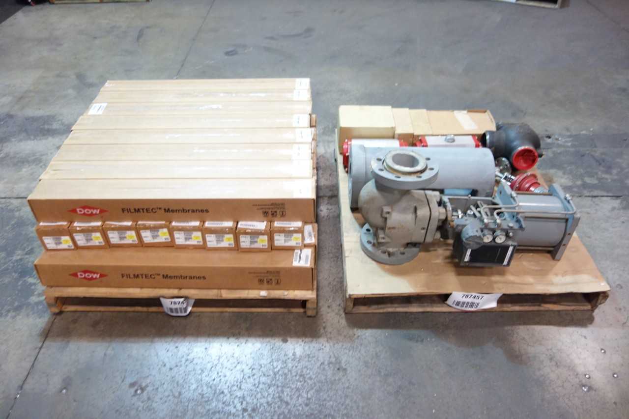 2 PALLETS OF ASSORTED VALVES AND VALVE ACCESSORIES - VALVES
