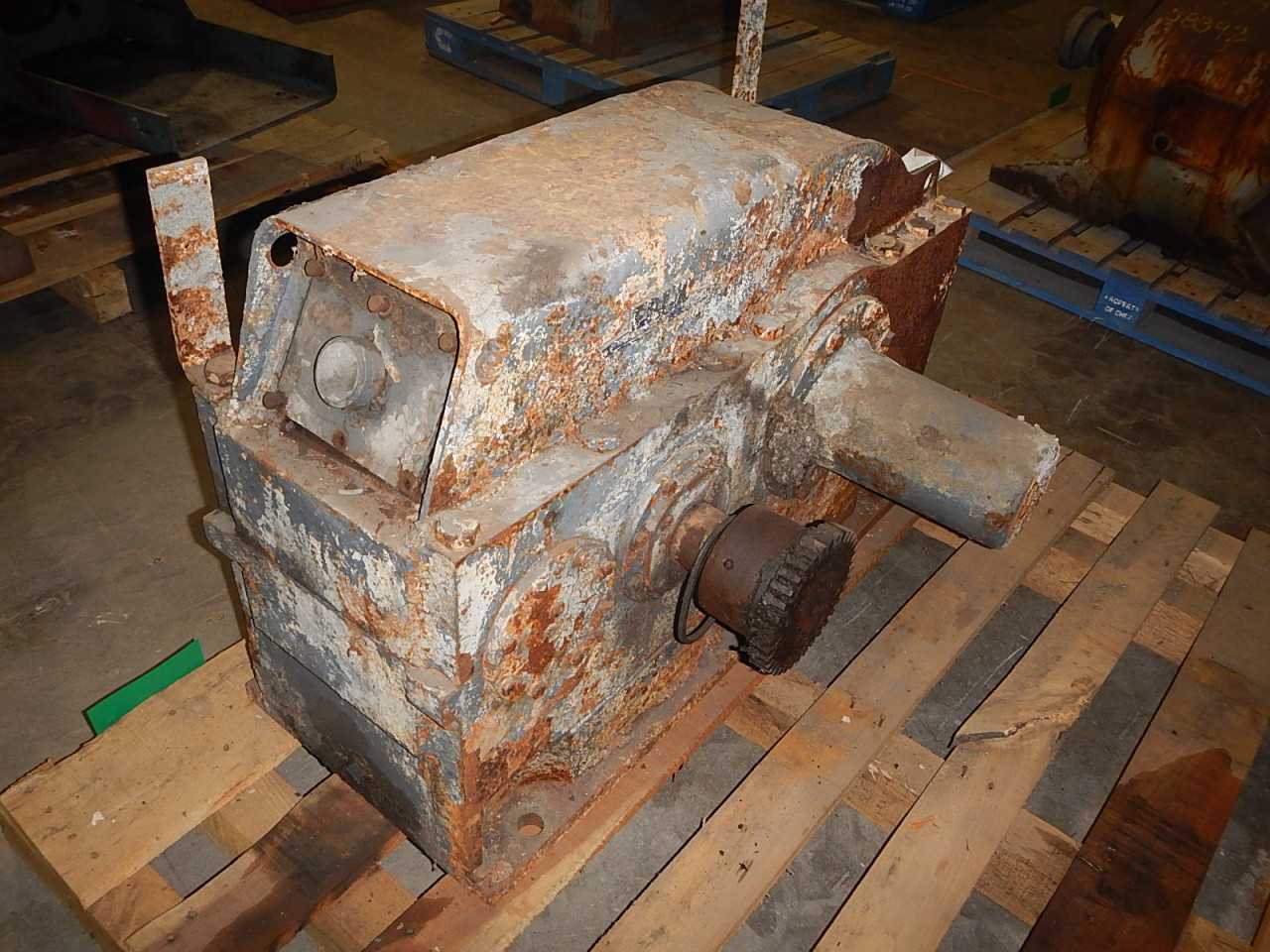 256 HP Falk Gear Reducer Model 1090Y1 - GEAR REDUCERS