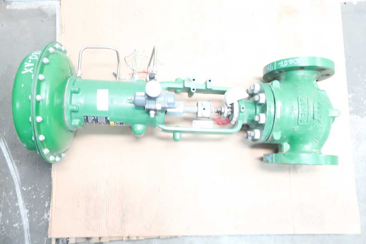 FISHER TYPE EZ PNEUMATIC TYPE 667 300 STEEL FLANGED 4IN CONTROL VALVE - CONTROL VALVE