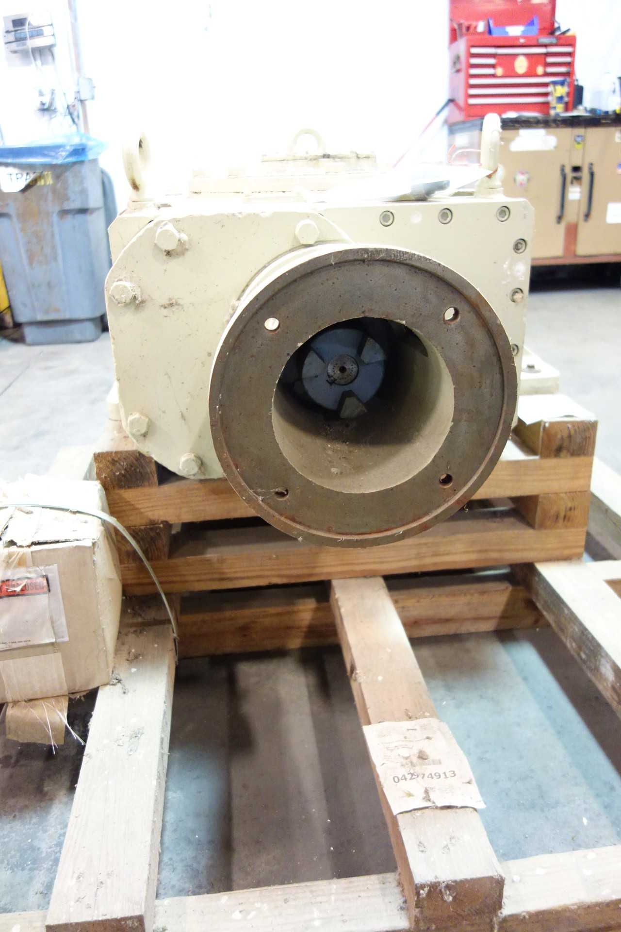 PHILADELPHIA MIXING SOLUTIONS GEAR BOX - ELECTRIC MOTORS