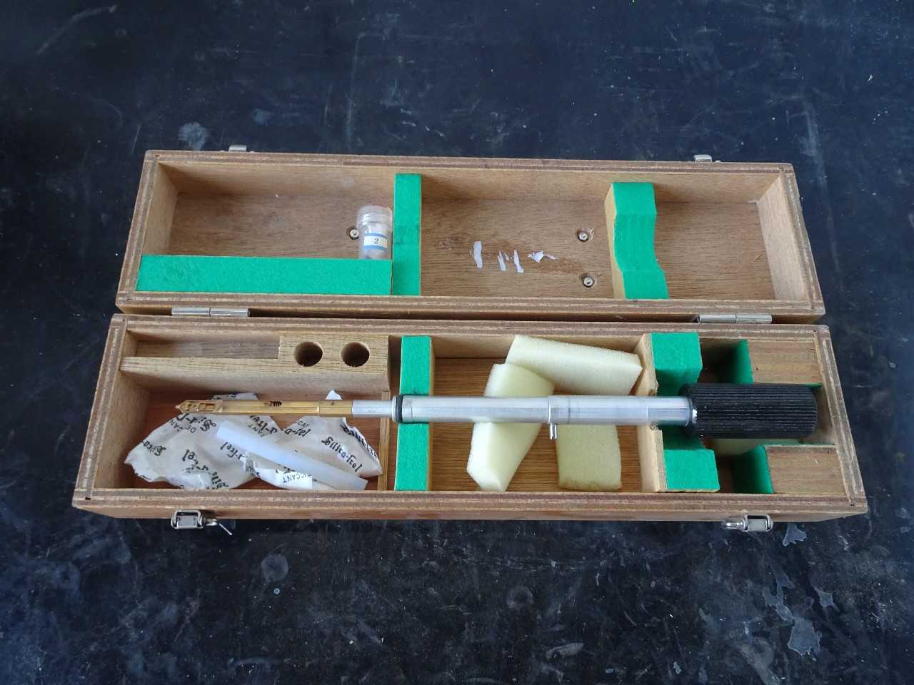 Specialty Sampling device - unknown maker - ELECTRICAL COMPONENTS