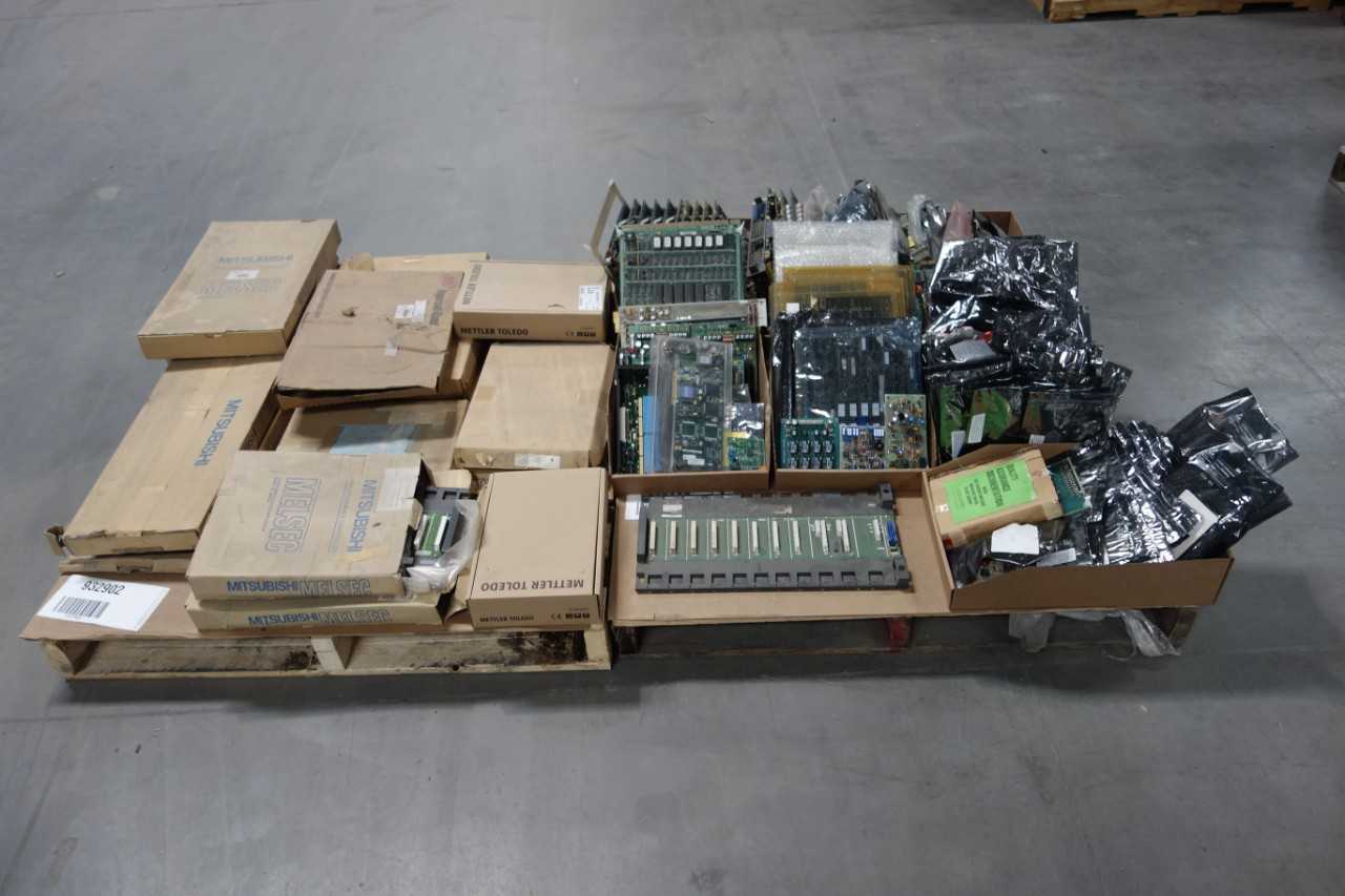 2 PALLETS OF ASSORTED PCB CIRCUIT BOARDS - AUTOMATION & CONTROLS