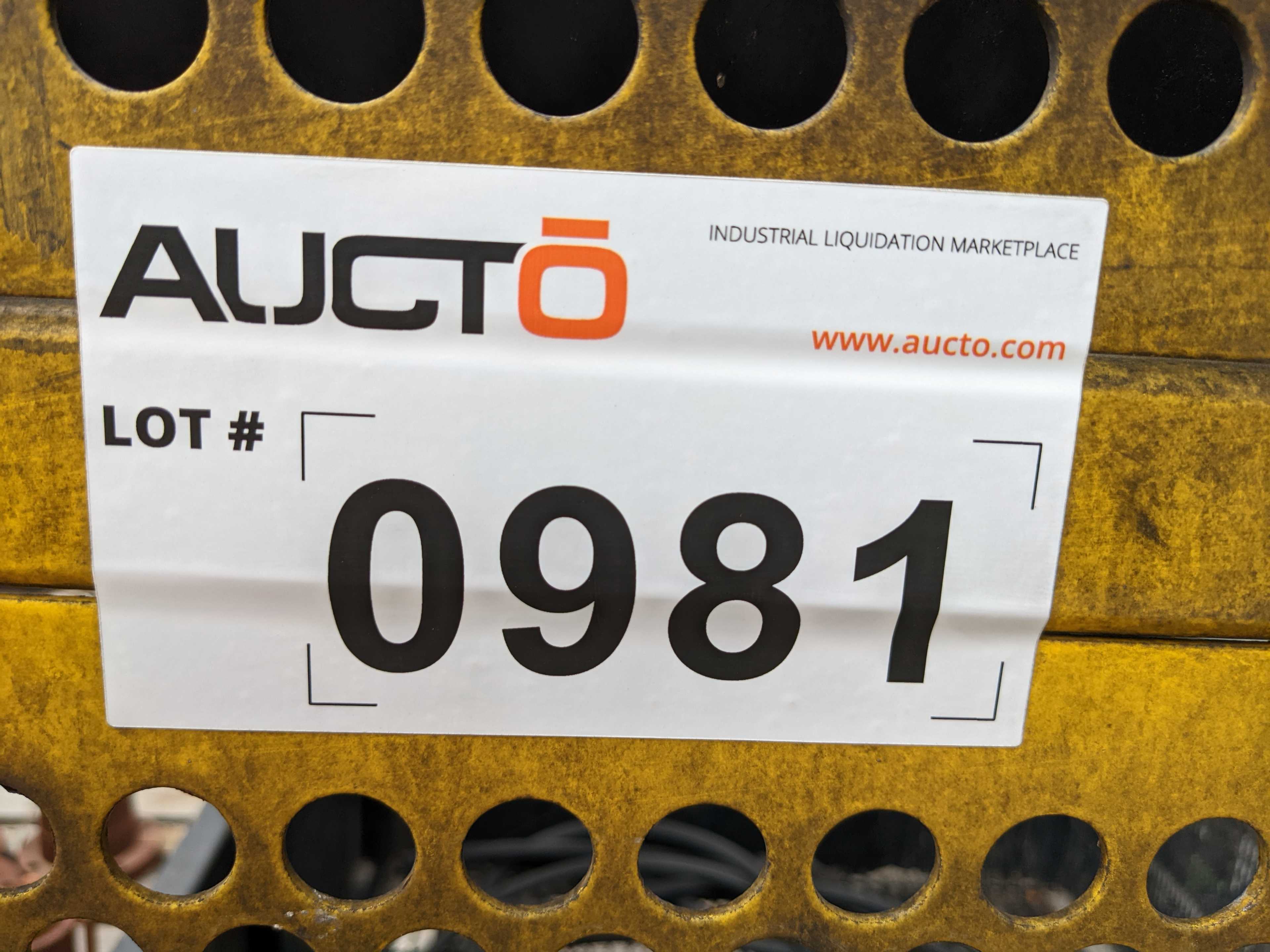 LIFT PLATFORM - LIFTING ATTACHMENTS
