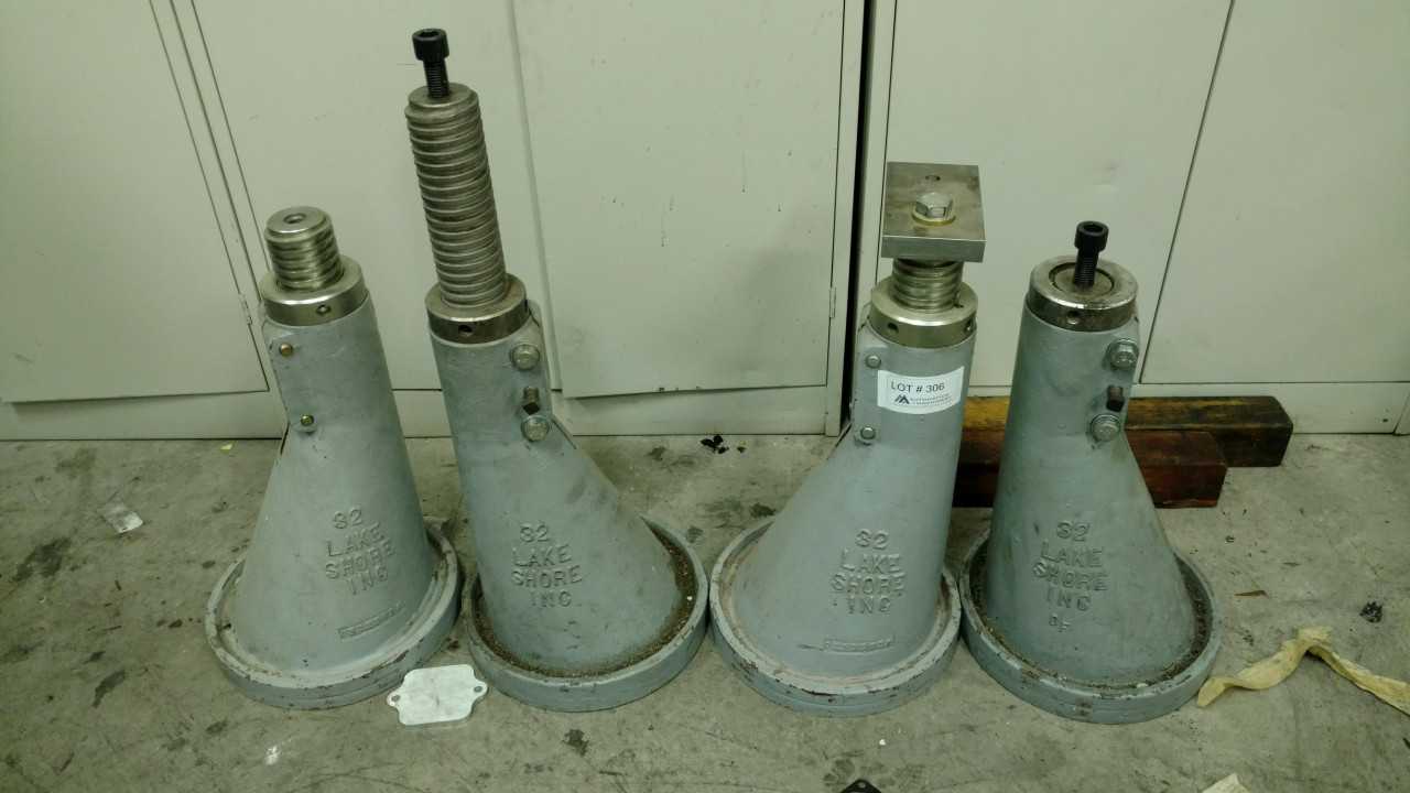 Bed Plate Engine Stands Qty 4 - MISCELLANEOUS Bed Plate Engine Stands Qty 4 - MISCELLANEOUS