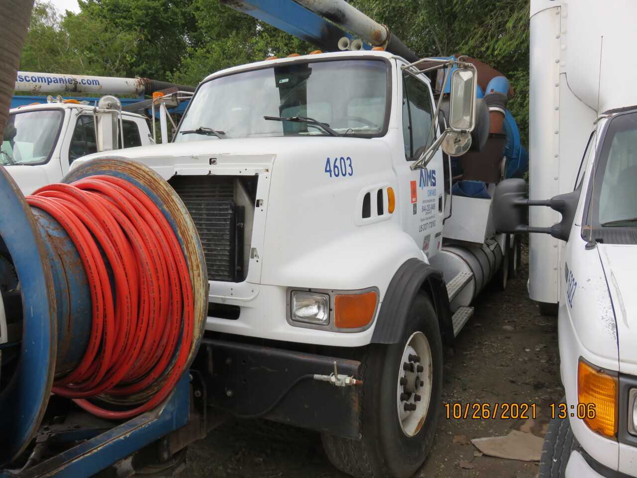 2001 Sterling Vactor 2100 - L9500 - HYDRO EXCAVATOR TRUCKS