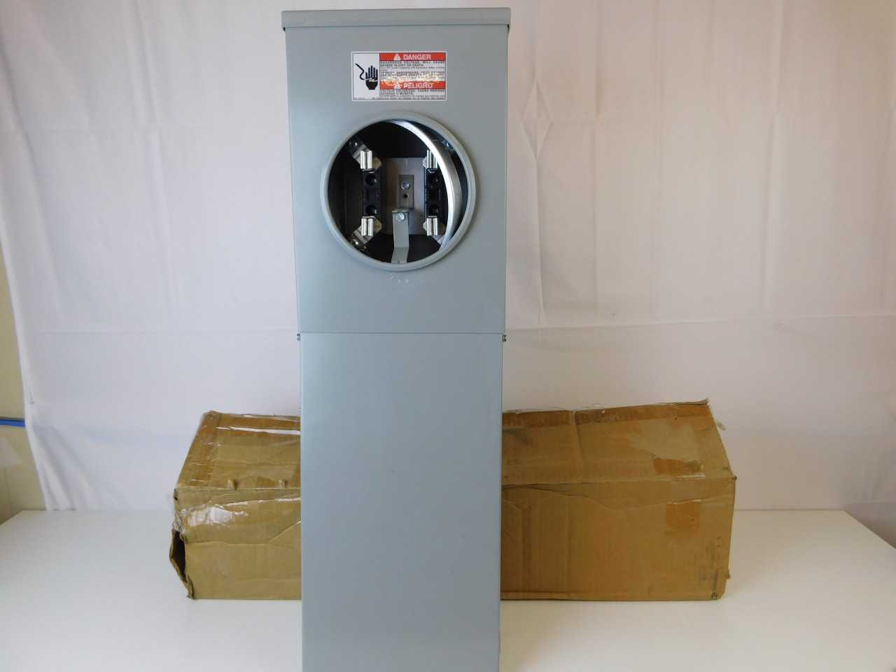 Lot of Quantity 1x CHM1G7N7NS Electrical Enclosures - ELECTRICAL ENCLOSURES