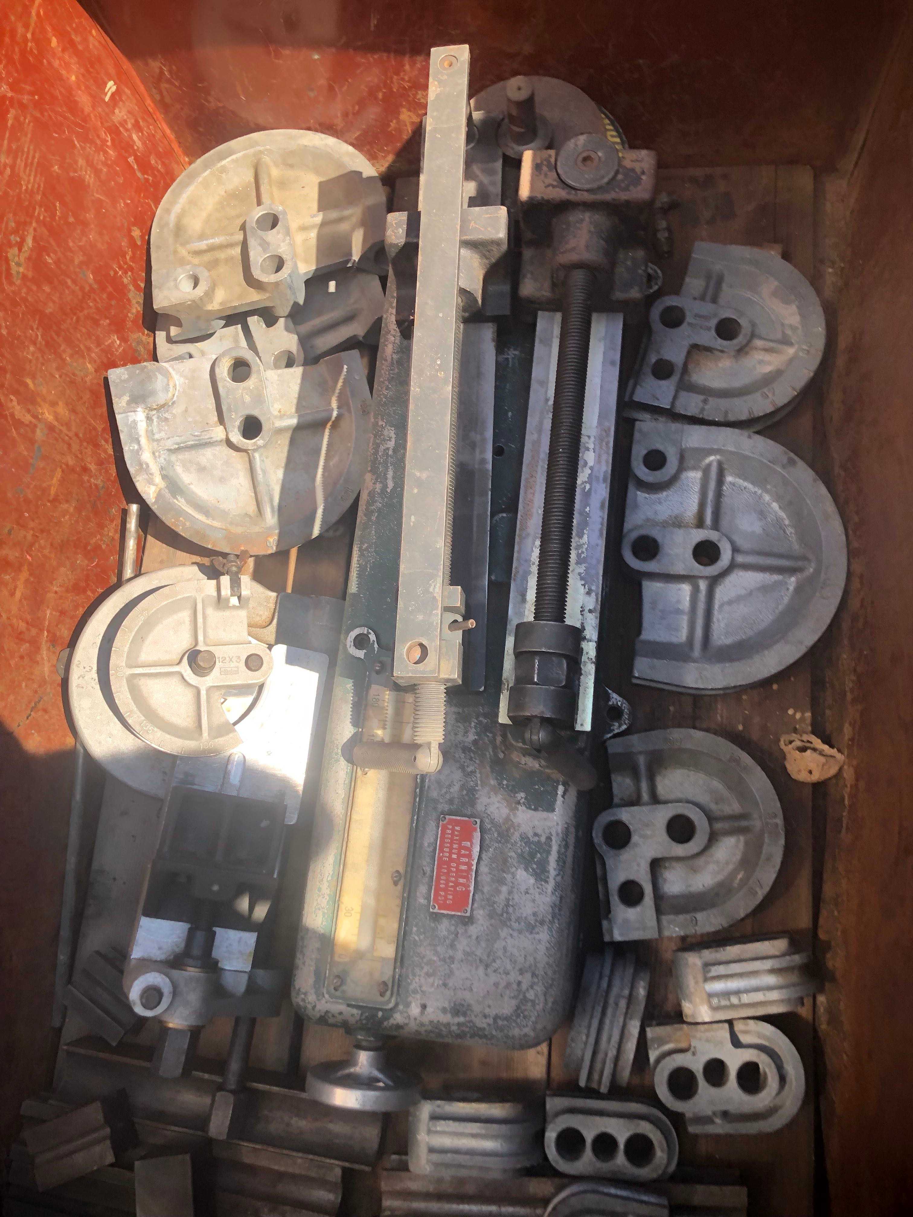 PARKER HYDRAULIC TUBE BENDER WITH BOX - ELECTRIC POWER TOOLS