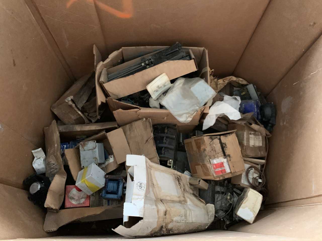 CRATE OF ELECTRICAL AUTOMATION EQUIPMENT PARTS - ELECTRICAL COMPONENTS