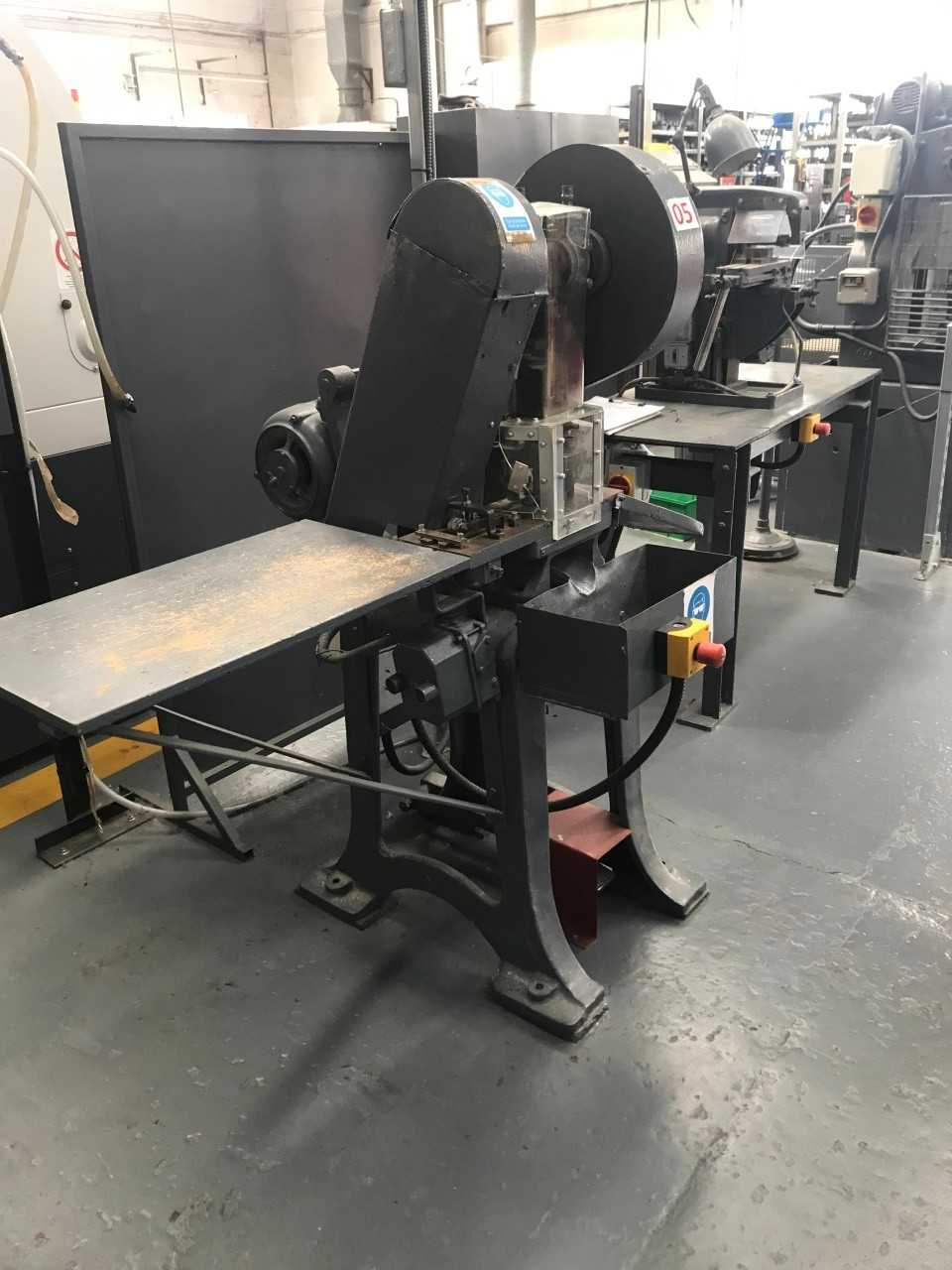 Taylor & Challen - Power Press - PRESSES