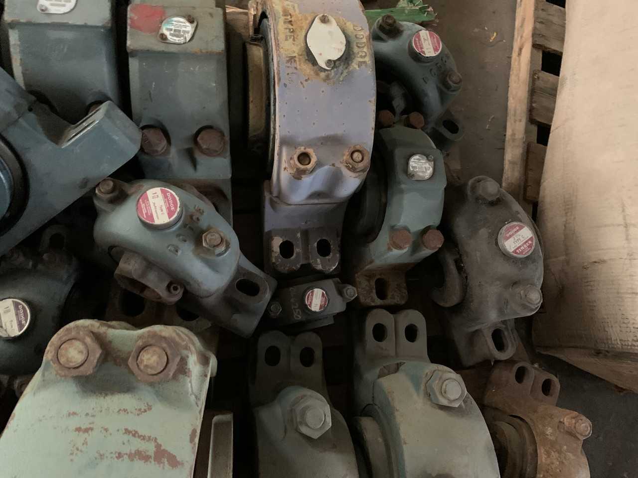 PALLET OF DODGE PILLOW BLOCK BEARINGS VARIOUS SIZES - BEARINGS