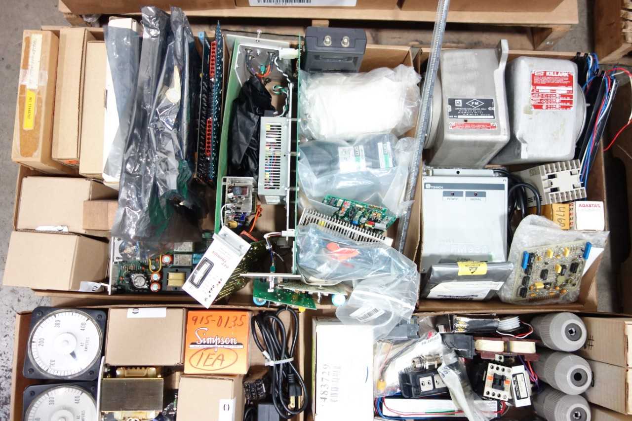 4 PALLETS OF ASSORTED ELECTRICAL - ELECTRICAL COMPONENTS