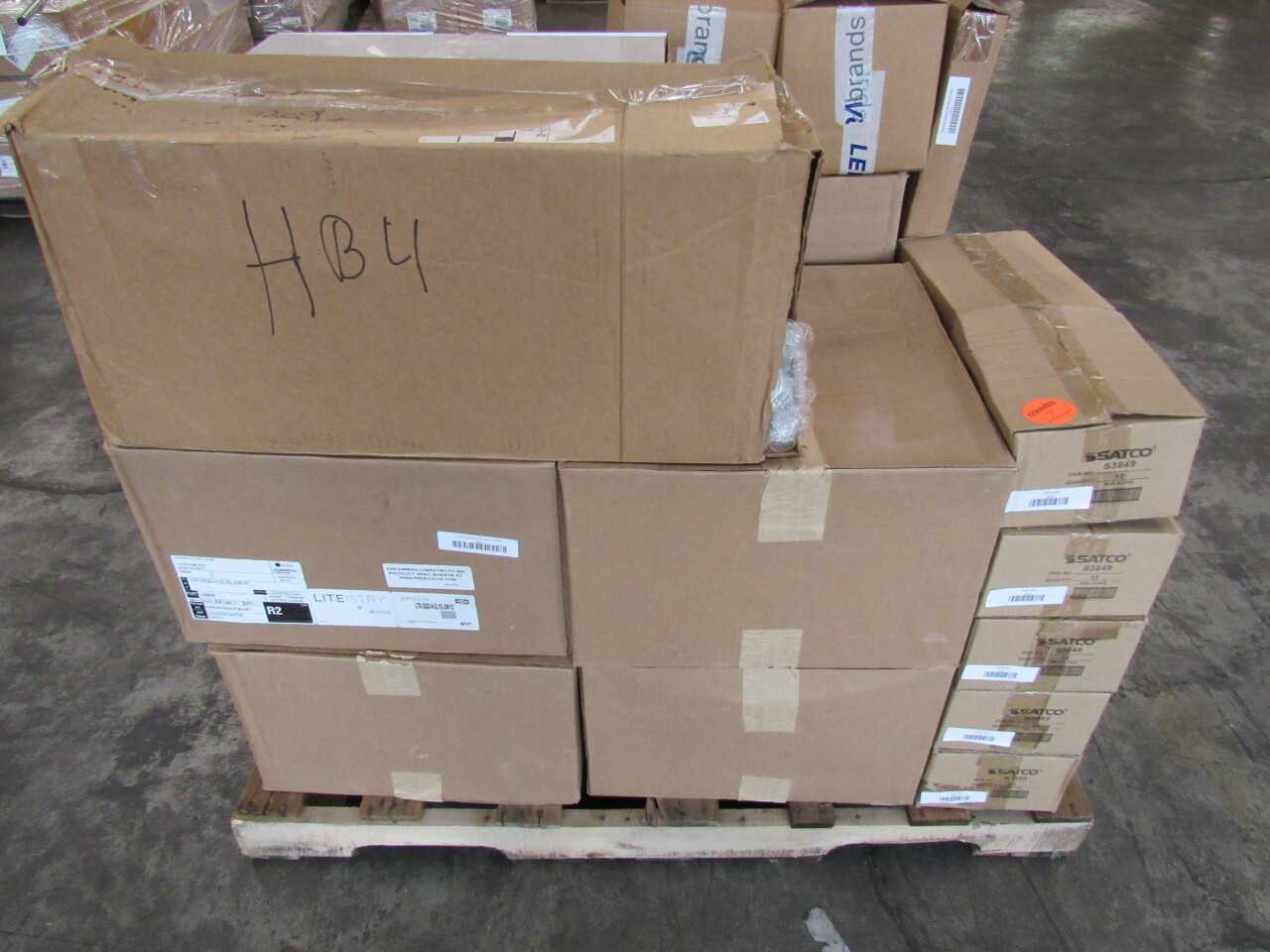 Pallet of 177x Assorted Lights & LEDs - LIGHTING