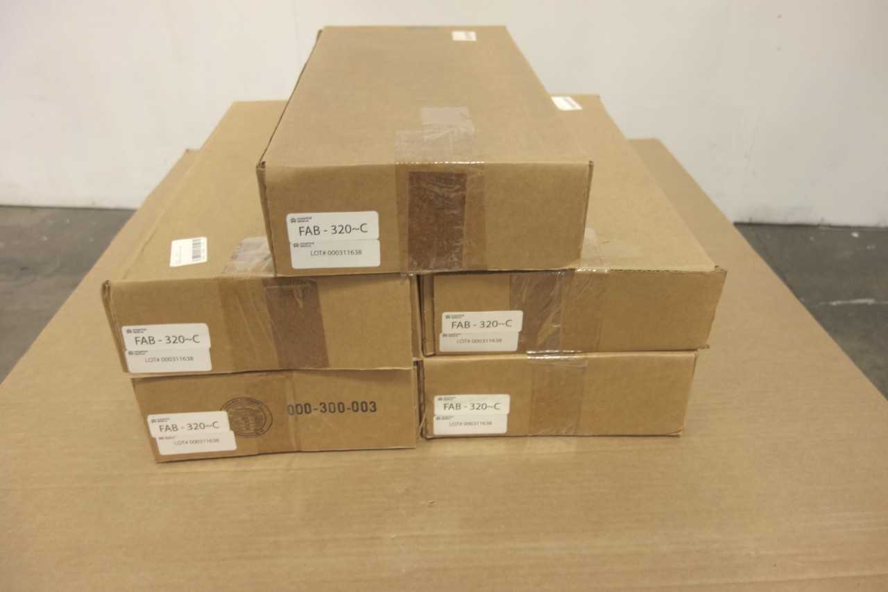 LOT OF 5 SYNAPTIVE MEDICAL BRIGHTMATTER VISION VISION NARROW FIELD CASES - ELECTRICAL COMPONENTS